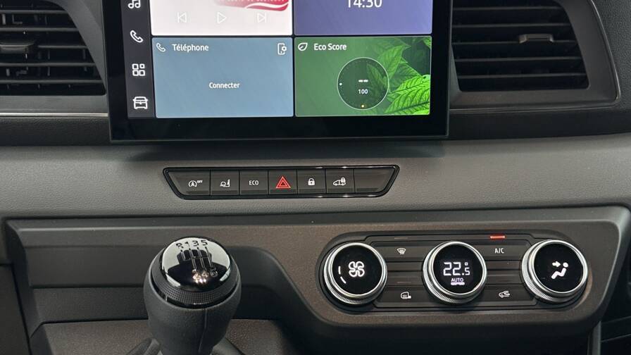 Mandataire Automobile neuf, recherche de Renault Master-l2h2-3t5-2-0-dci-150ch-red-edition - E-Motors