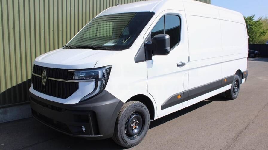 Mandataire Automobile neuf, recherche de Renault Master-fgn-trac-3t5-l2h2-blue-dci-170-extra - E-Motors