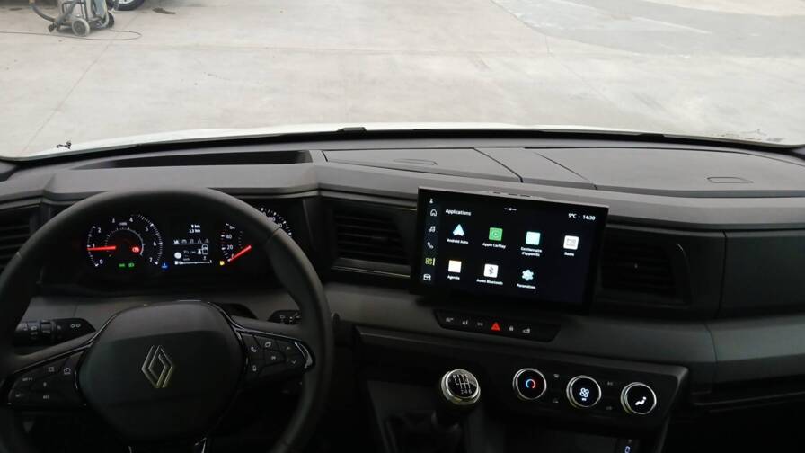 Mandataire Automobile occasion, recherche de Renault Master-fgn-trac-3t5-l2h2-blue-dci-130-extra - E-Motors