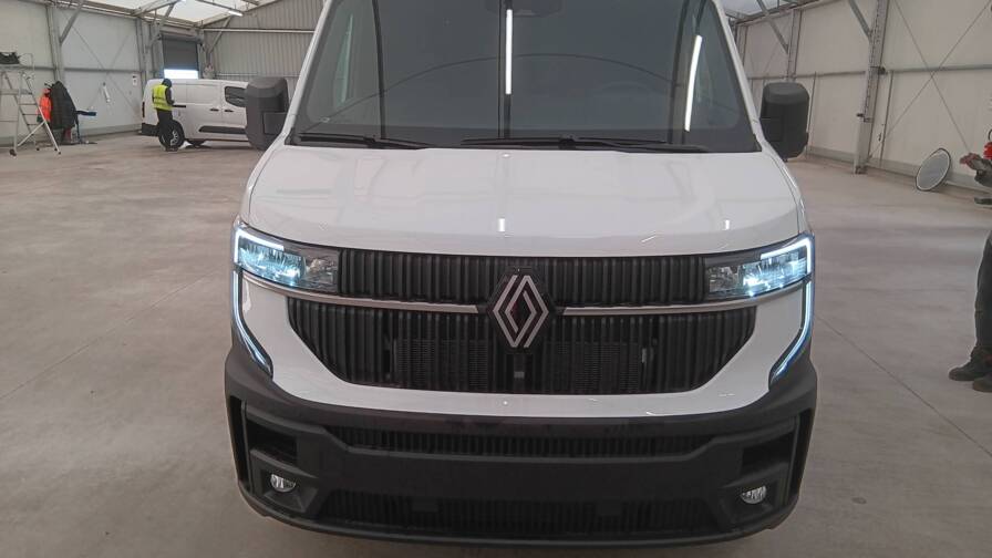 Mandataire Automobile occasion, recherche de Renault Master-fgn-trac-3t5-l2h2-blue-dci-130-extra - E-Motors