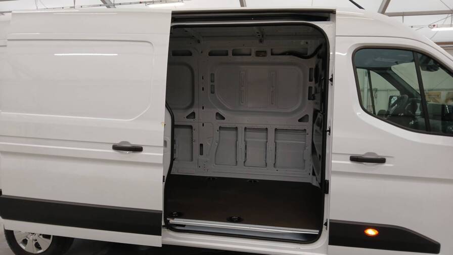 Mandataire Automobile occasion, recherche de Renault Master-fgn-trac-3t5-l3h2-blue-dci-150-extra - E-Motors