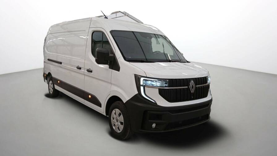 Mandataire Automobile occasion, recherche de Renault Master-fgn-trac-3t5-l3h2-blue-dci-150-extra - E-Motors