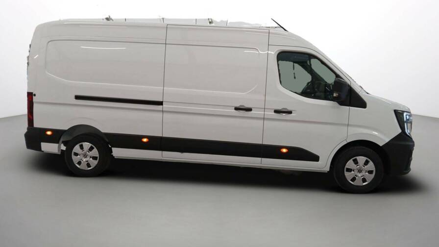 Mandataire Automobile occasion, recherche de Renault Master-fgn-trac-3t5-l3h2-blue-dci-150-extra - E-Motors