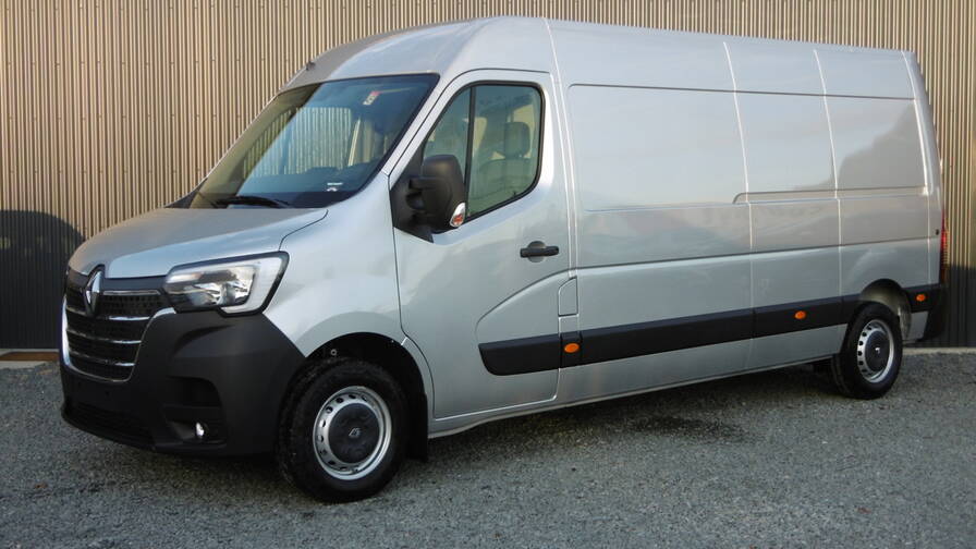 Avis-mandataire-auto-Emotors-Renault-Master-fourgon-Grand-confort-3-5t-l2h2-dci-135-plus-gps.
