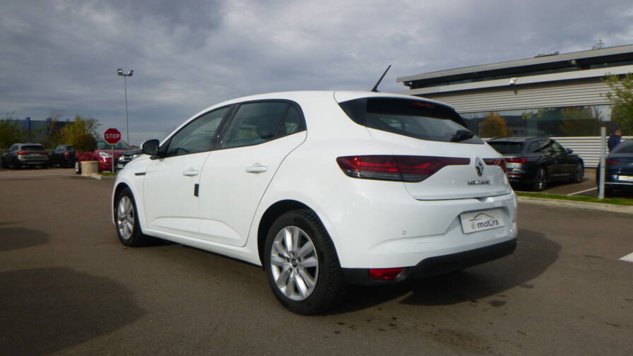Mandataire Automobile occasion, recherche de Renault Megane-iv-berline-blue-dci-115-techno - E-Motors
