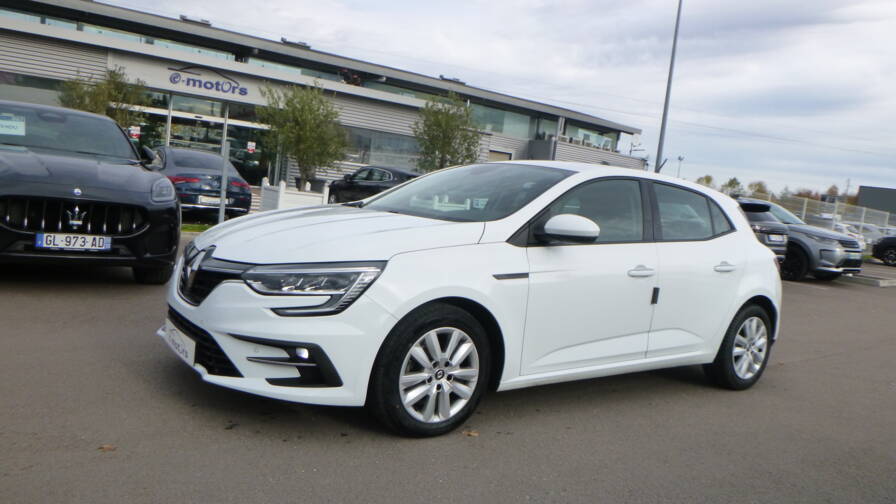 Mandataire Automobile occasion, recherche de Renault Megane-iv-berline-blue-dci-115-techno - E-Motors