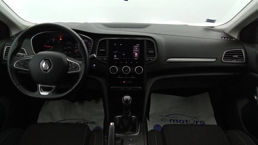 Mandataire Automobile occasion, recherche de Renault Megane-iv-berline-blue-dci-115-zen-gps-pdc-ar-av - E-Motors