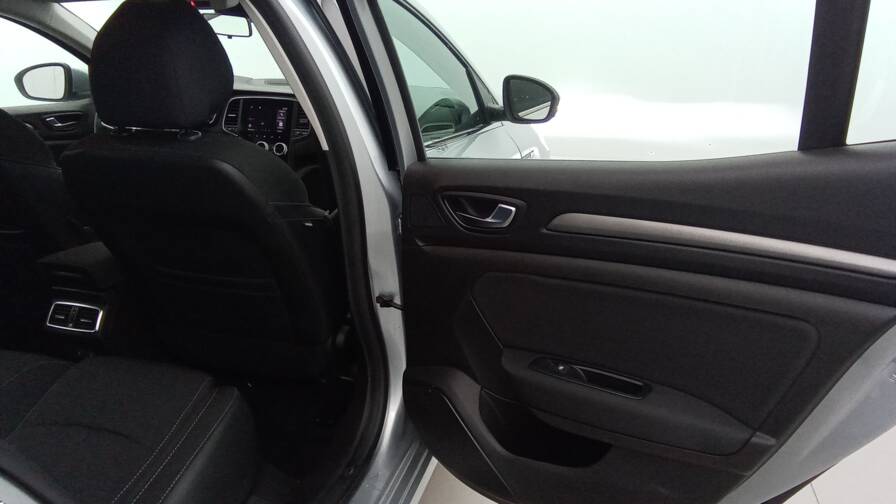 Mandataire Automobile occasion, recherche de Renault Megane-iv-berline-blue-dci-115-zen-gps-pdc-ar-av - E-Motors