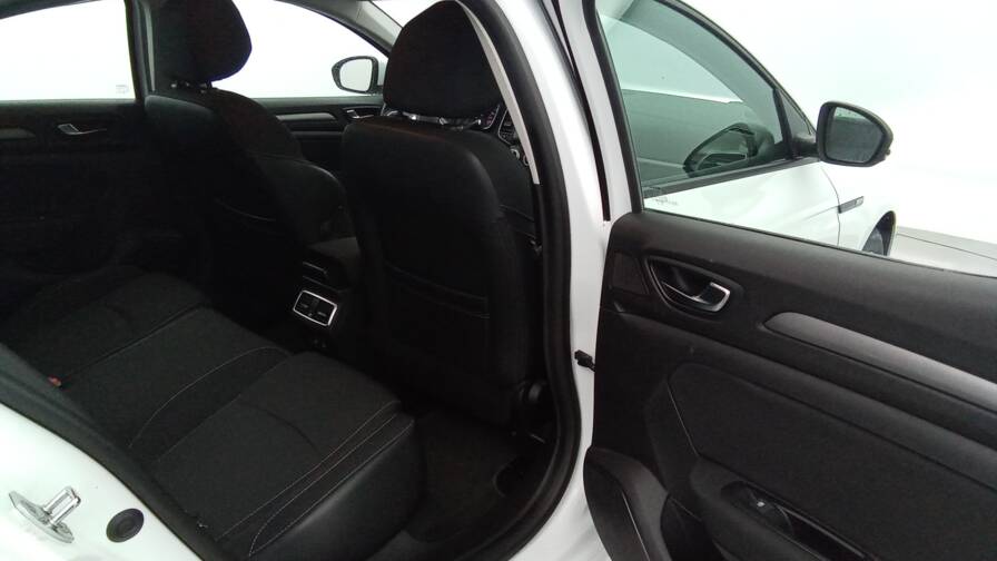 Mandataire Automobile occasion, recherche de Renault M-gane-iv-berline-tce-115-zen-plus-gps-plus-pdc-av - E-Motors