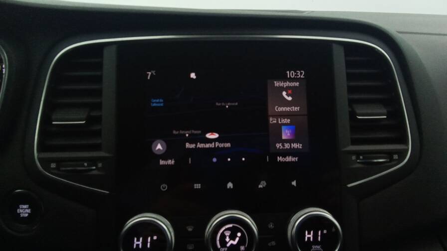 Mandataire Automobile occasion, recherche de Renault M-gane-iv-berline-tce-115-zen-plus-pack-techno - E-Motors