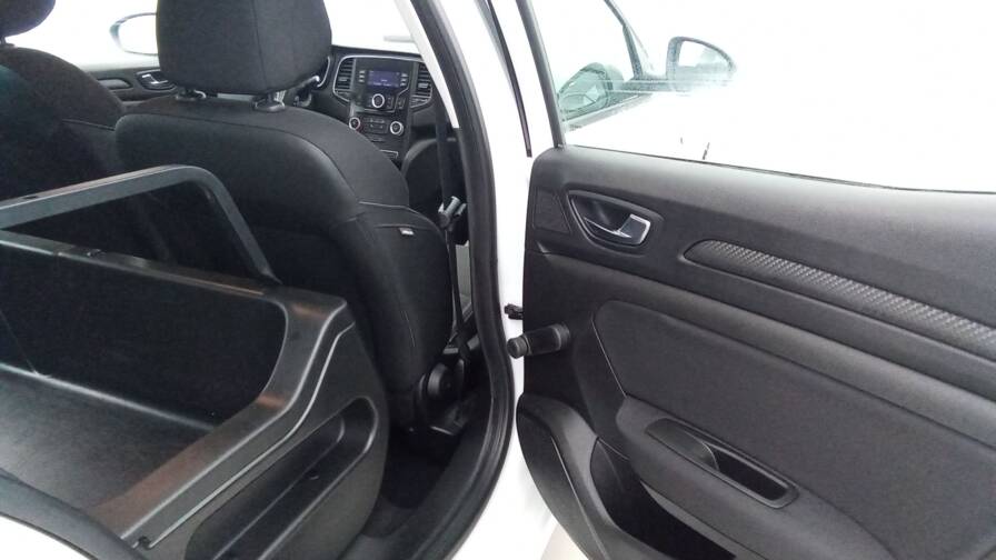 Mandataire Automobile occasion, recherche de Renault Megane-iv-societe-blue-dci-95-air-2pl - E-Motors