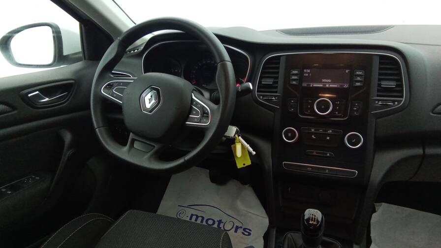Mandataire Automobile occasion, recherche de Renault Megane-iv-societe-blue-dci-95-air-2pl - E-Motors