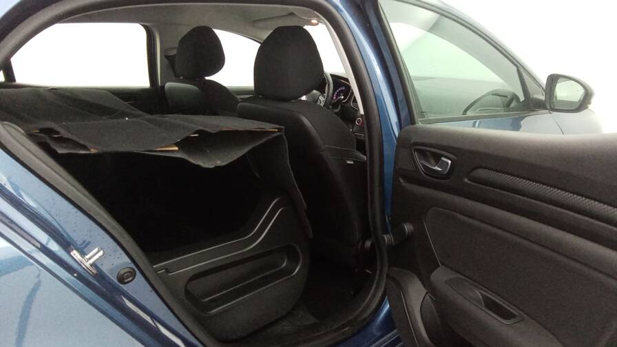 Mandataire Automobile utilitaire, recherche de Renault Megane-iv-soci-t-dci-110-air-nav-2pl - E-Motors