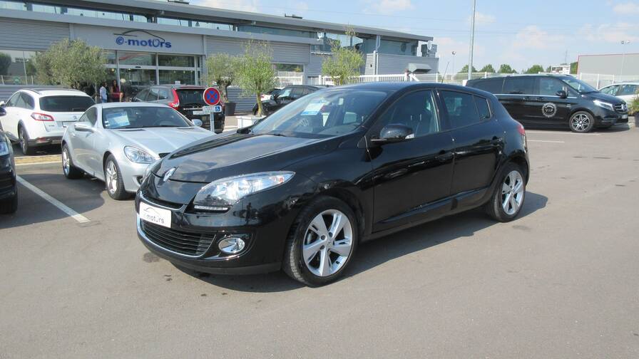 Avis-mandataire-auto-Emotors-Renault-Megane-iii-berline-M-gane-iii-dynamique-dci-110-plus-gps.