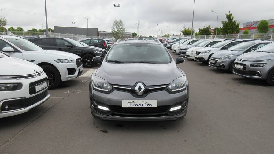 Avis-mandataire-auto-Emotors-Renault-Megane-iii-estate-M-gane-estate-business-iii-1-5-dci-110-energy-eco2.