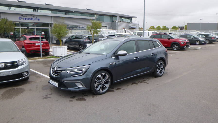 Avis-mandataire-auto-Emotors-Renault-Megane-iv-estate-M-gane-iv-estate-gt-line-blue-dci-115-plus-park-assist.