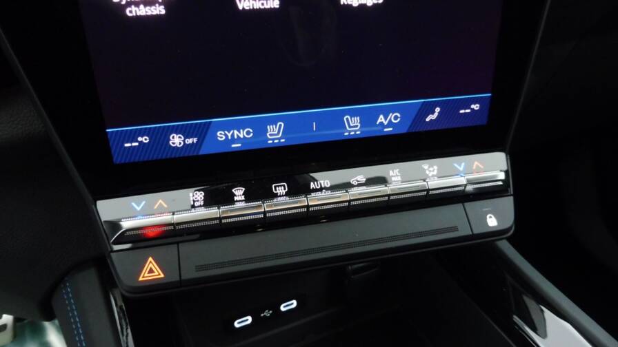 Mandataire Automobile occasion, recherche de Renault Rafale-1-2-e-tech-full-hybrid-200ch-esprit-alpine-25 - E-Motors