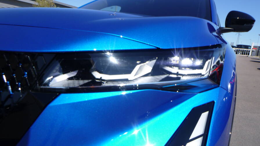 Mandataire Automobile neuf, recherche de Renault Rafale-e-tech-full-hybrid-200-esprit-alpine-360 - E-Motors