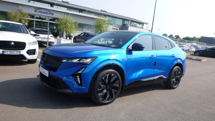 Mandataire Automobile neuf, recherche de Renault Rafale-e-tech-full-hybrid-200-esprit-alpine-plus-acc-plus-harman-plus-toit-pano-plus-cam-360 - E-Motors