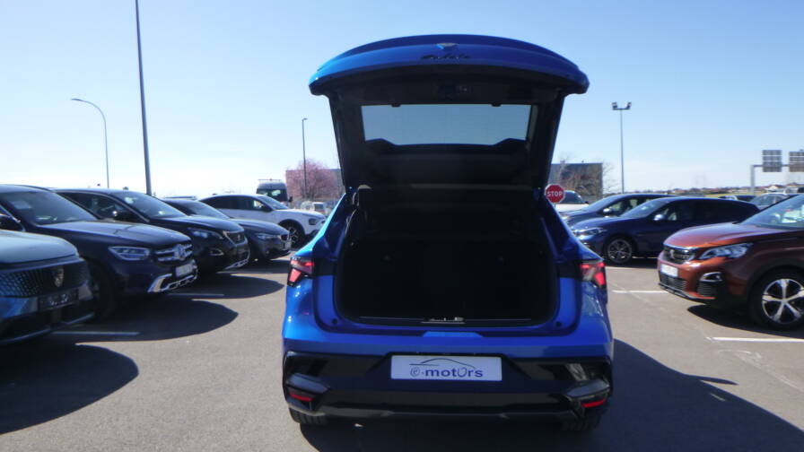 Mandataire Automobile neuf, recherche de Renault Rafale-e-tech-full-hybrid-200-esprit-alpine-360 - E-Motors