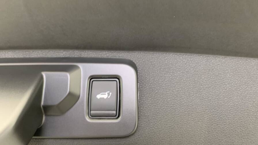 Mandataire Automobile neuf, recherche de Renault Rafale-e-tech-full-hybrid-200-esprit-alpine - E-Motors