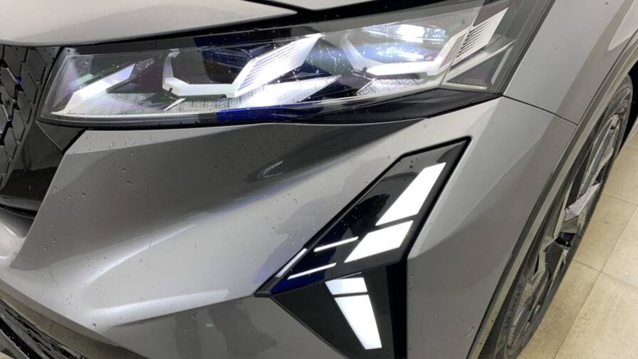 Mandataire Automobile neuf, recherche de Renault Rafale-e-tech-full-hybrid-200-esprit-alpine - E-Motors