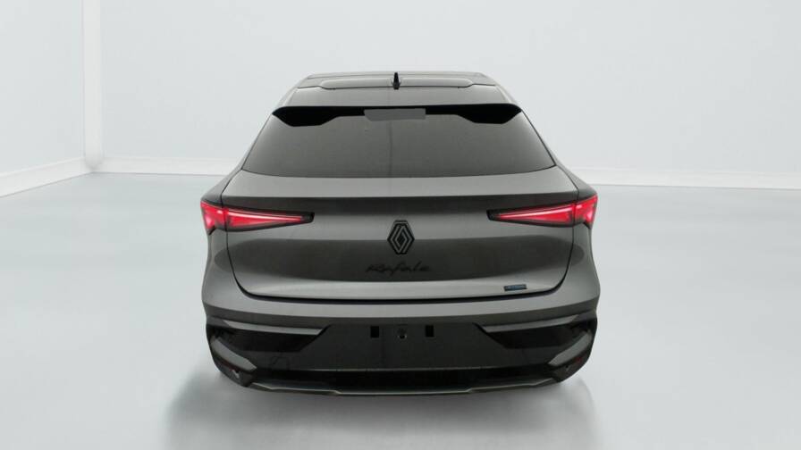 Mandataire Automobile neuf, recherche de Renault Rafale-e-tech-full-hybrid-200-esprit-alpine - E-Motors