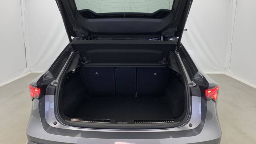 Mandataire Automobile neuf, recherche de Renault Rafale-e-tech-full-hybrid-200-esprit-alpine - E-Motors