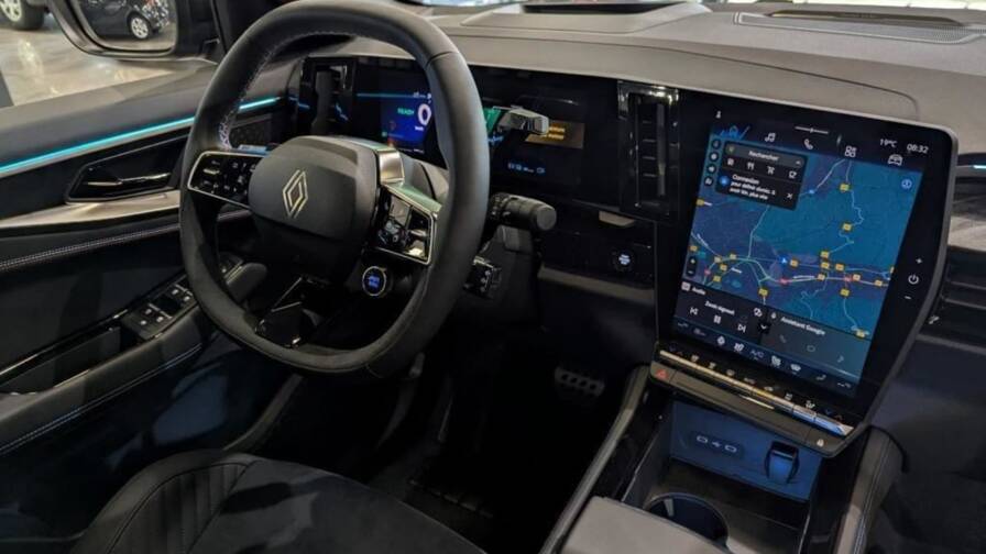 Mandataire Automobile neuf, recherche de Renault Rafale-e-tech-full-hybrid-200-esprit-alpine - E-Motors