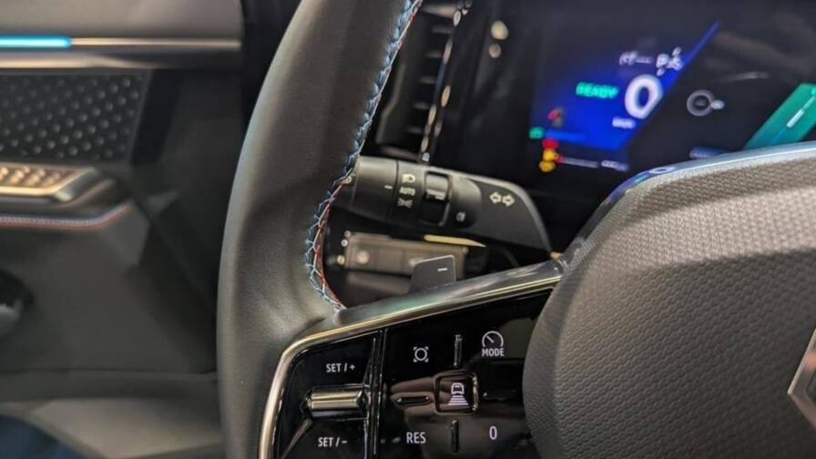 Mandataire Automobile neuf, recherche de Renault Rafale-e-tech-full-hybrid-200-esprit-alpine - E-Motors