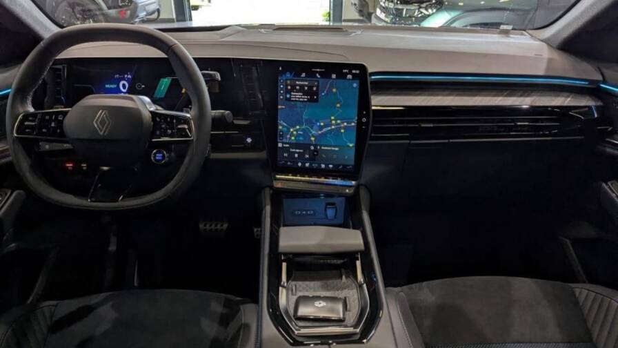 Mandataire Automobile neuf, recherche de Renault Rafale-e-tech-full-hybrid-200-esprit-alpine - E-Motors