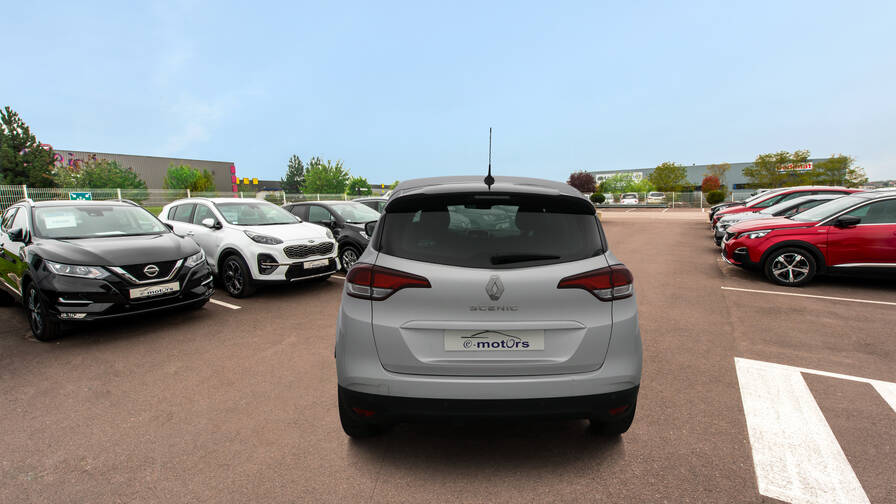 Avis-mandataire-auto-Emotors-Renault-Scenic-Blue-dci-120-limited.