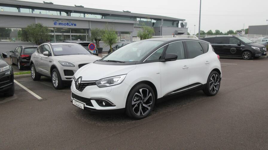 Avis-mandataire-auto-Emotors-Renault-Scenic-Intens-blue-dci-120-plus-bose-plus-park-assist.