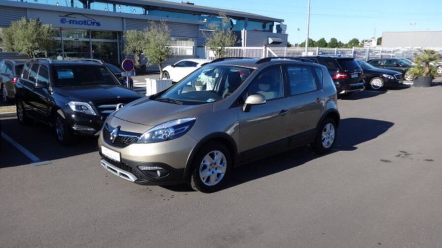Avis-mandataire-auto-Emotors-Renault-Scenic-xmod-Zen-dci-110-energy.