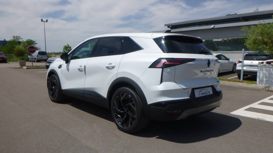 Mandataire Automobile neuf, recherche de Renault Symbioz-e-tech-full-hybrid-160-esprit-alpine-plus-hayon-lectrique - E-Motors