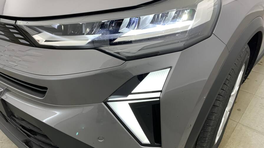 Mandataire Automobile neuf, recherche de Renault Symbioz-e-tech-full-hybrid-160-ch-evolution - E-Motors