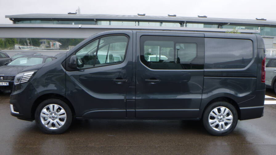 vans gris foncé