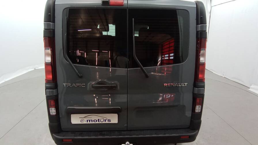 Mandataire Automobile occasion, recherche de Renault Trafic-ca-l1h1-3000-kg-blue-dci-150-edc-confort - E-Motors