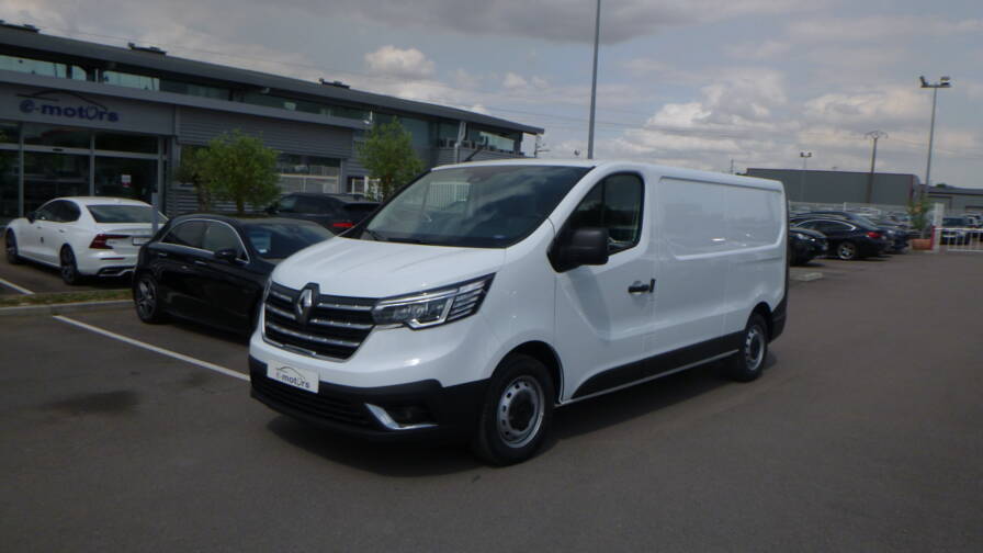Avis-mandataire-auto-Emotors-Renault-Trafic-fourgon-Trafic-fgn-l2h1-3000-kg-blue-dci-130-grand-confort-plus-gps.