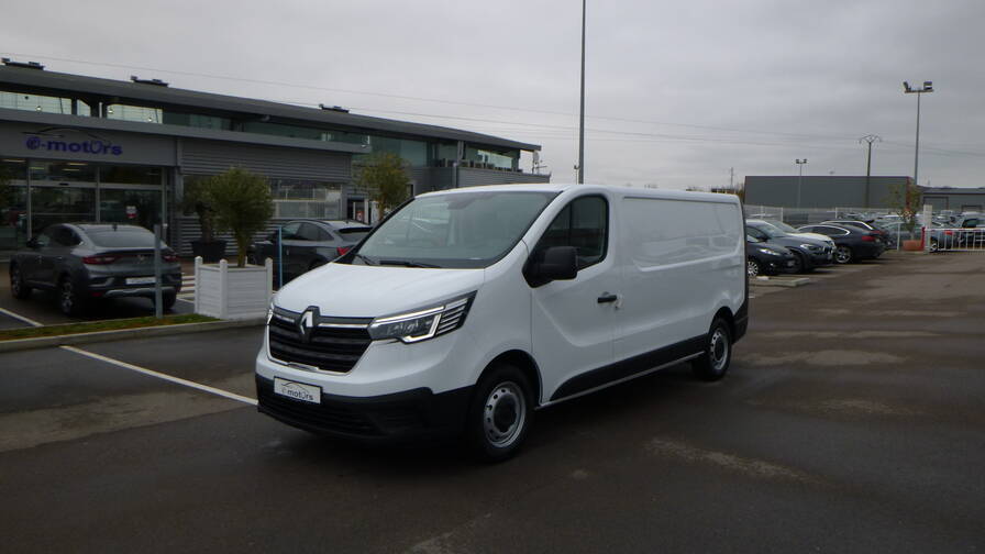 Avis-mandataire-auto-Emotors-Renault-Trafic-fourgon-Grand-confort-l2h1-2800kg-bluedci-130.