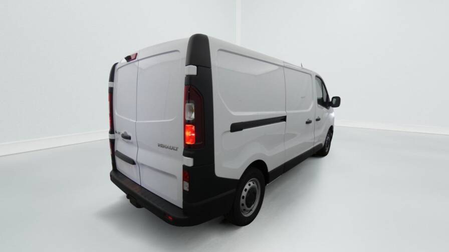 Mandataire Automobile neuf, recherche de Renault Trafic-fourgon-l2h1-3t-blue-dci-130-gsr2-advance - E-Motors