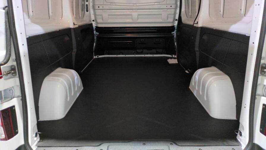 Mandataire Automobile neuf, recherche de Renault Trafic-fourgon-nouveau-l2h1-3t-blue-dci-150-auto-extra-plus-plancher-bois-plus-radars-av - E-Motors