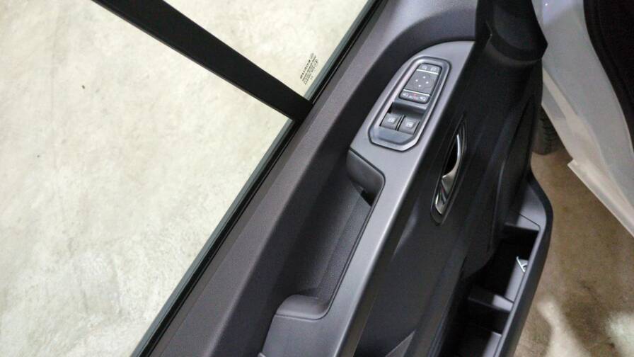 Mandataire Automobile neuf, recherche de Renault Trafic-fourgon-nouveau-l2h1-3t-blue-dci-150-auto-extra-plus-plancher-bois-plus-radars-av - E-Motors