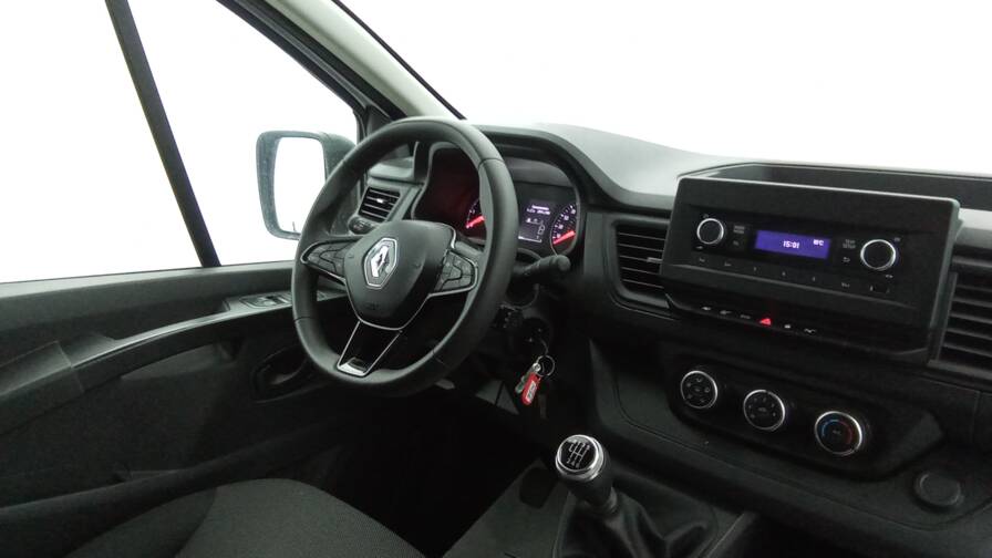 Mandataire Automobile occasion, recherche de Renault Trafic-fgn-l1h1-2t8-110-confort-plus-pdc-ar - E-Motors