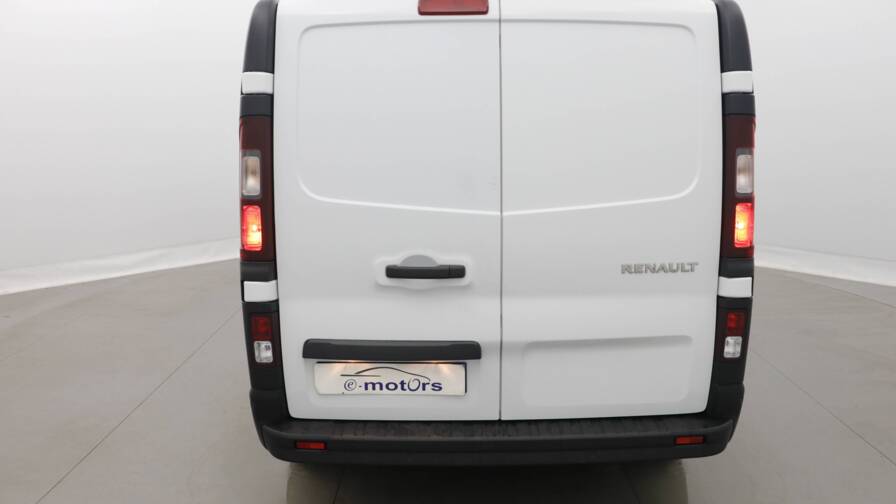 Mandataire Automobile occasion, recherche de Renault Trafic-fgn-l2h1-3t-blue-dci-130-confort-plus-pdc-ar - E-Motors