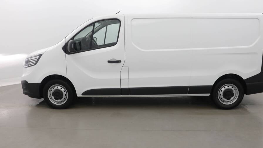 Mandataire Automobile occasion, recherche de Renault Trafic-fgn-l2h1-3t-blue-dci-130-confort-plus-pdc-ar - E-Motors