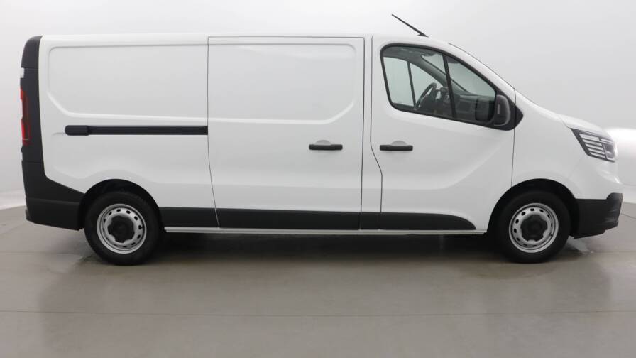 Mandataire Automobile occasion, recherche de Renault Trafic-fgn-l2h1-3t-blue-dci-130-confort-plus-pdc-ar - E-Motors