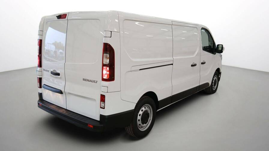 Mandataire Automobile occasion, recherche de Renault Trafic-fgn-l2h1-3t-blue-dci-130-gsr2-extra - E-Motors
