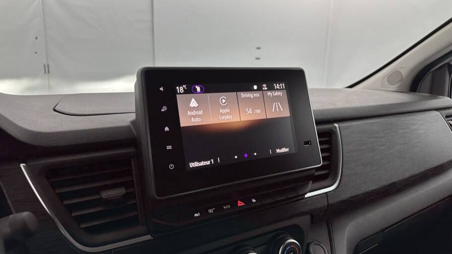 Mandataire Automobile neuf, recherche de Renault Trafic-iii-3-l2h1-3000-2-0-blue-dci-150ch-extra - E-Motors