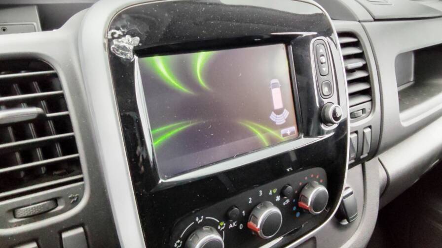 Mandataire Automobile occasion, recherche de Renault Trafic-l2h1-1300-2-0-dci-120ch-grand-confort-s-s-e6 - E-Motors